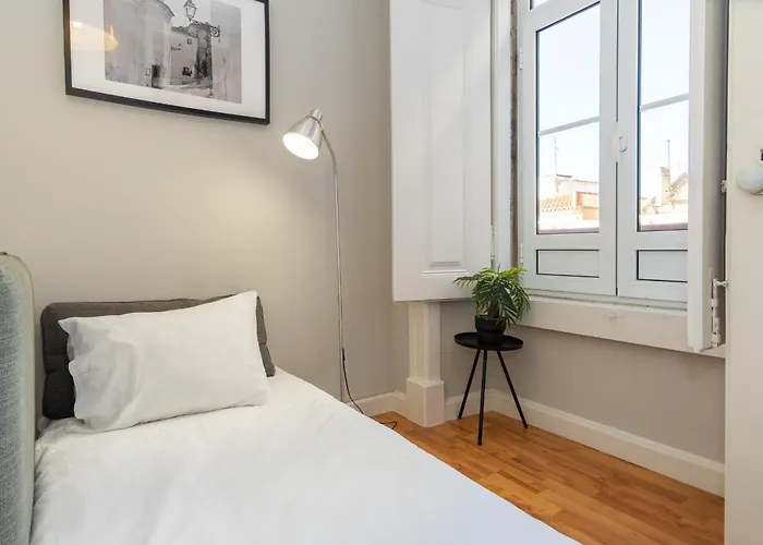 Monicas * リスボン