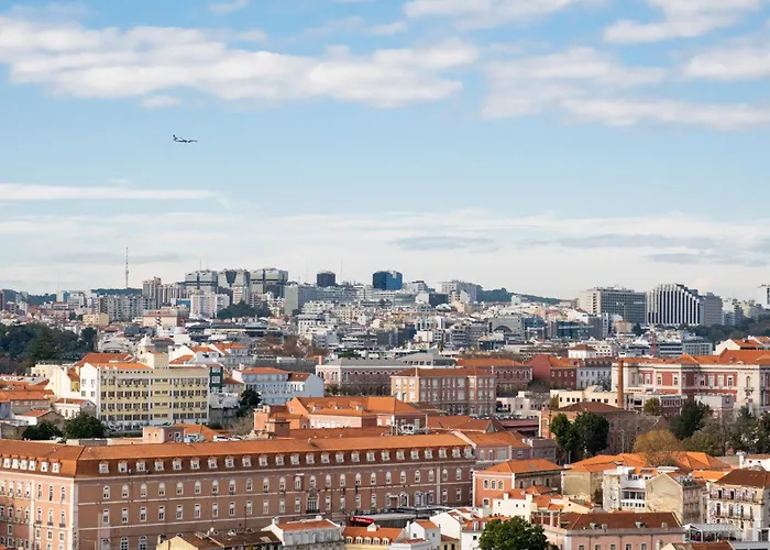 アパート Monicas