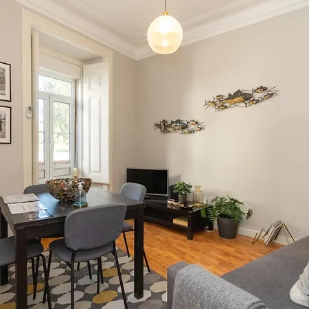 Monicas Apartment *
